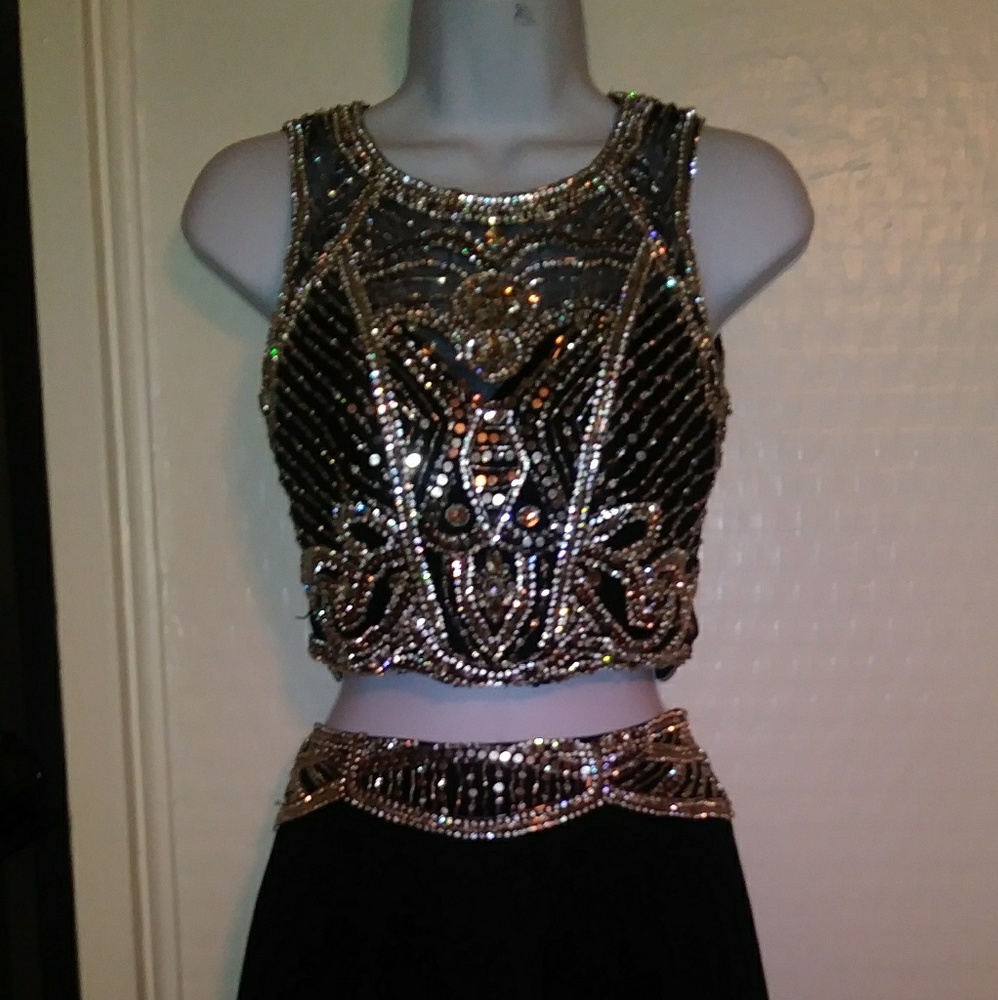 Beautiful prom dress 💕 Offers are welcome💕